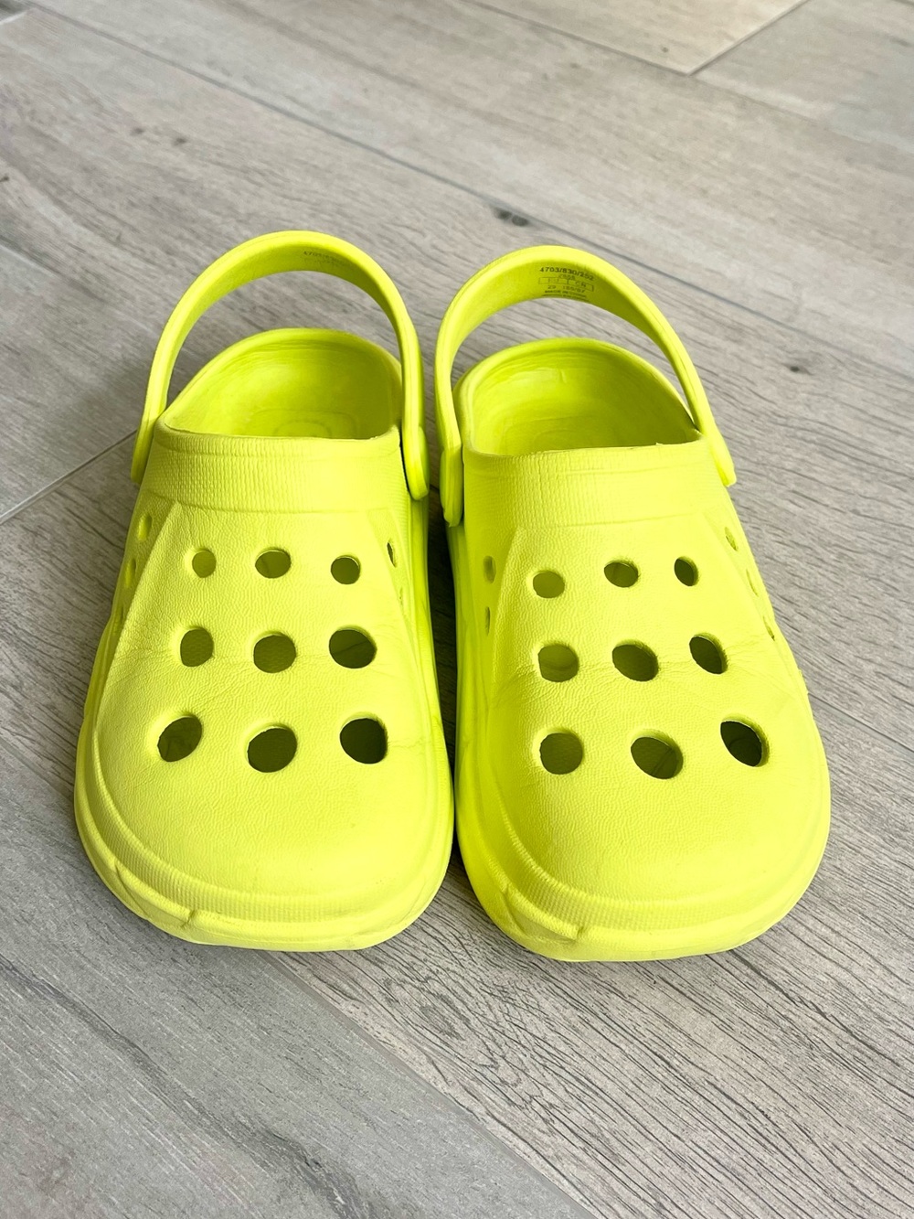 Zara Neon Yellow Clogs Size 29 | Lightweight Slip-On Garden Shoes